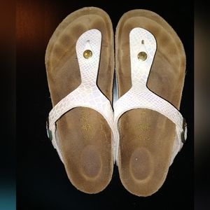 Birkenstock Gizeh Size 39 Wmn 8.5